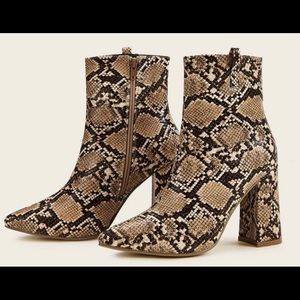 SHEIN Boots